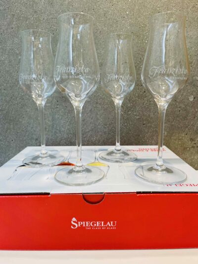 4er Set Destillatglas 'Die Brennerin'